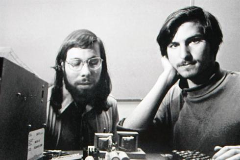 Stephen Wozniak y Steve Jobs cuando fundaron Apple